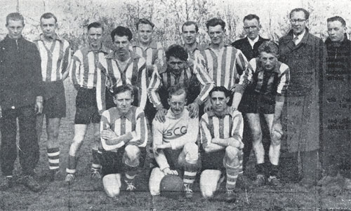 Een elftal foto uit 1955